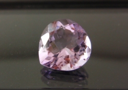 ブラジル産アメシスト☆ハートシェイプ10mm☆3.41ct.