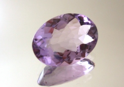 ブラジル産アメシスト☆オーバルシェイプ☆14x10mm☆4.9ct.UP