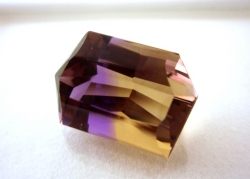 ブラジル産アメトリン☆ファンシー19ｘ13☆17.47ct.