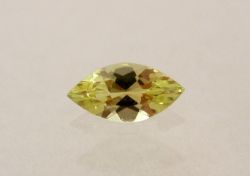 【高品質ルース】ザンビア産　カナリートルマリン　約0.06ct.マーキスシェイプ4x2mm
