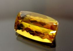 ザンビア産ゴールデントルマリン☆クッションカット12x7mm☆3.10ct.