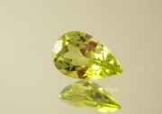 ザンビア産カナリートルマリン☆ペアシェイプ8x5mm☆0.75ct.
