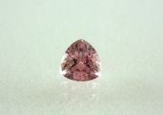 【高品質ルース】やさしい桜ピンク！！カシミール産ピンクトルマリン　約0.40カラット　トリリアントシェイプ5.0mm