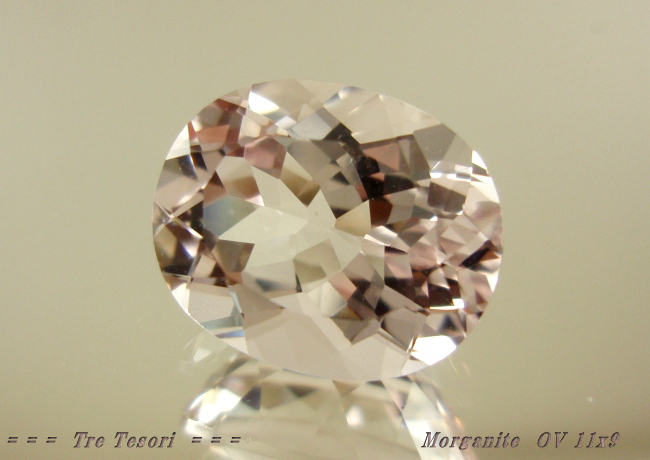 【規格サイズ】アクセサリー用≪オーバル（OV)11ｘ9mm≫マダガスカル産モルガナイトルース　3.0ｃｔ．UP