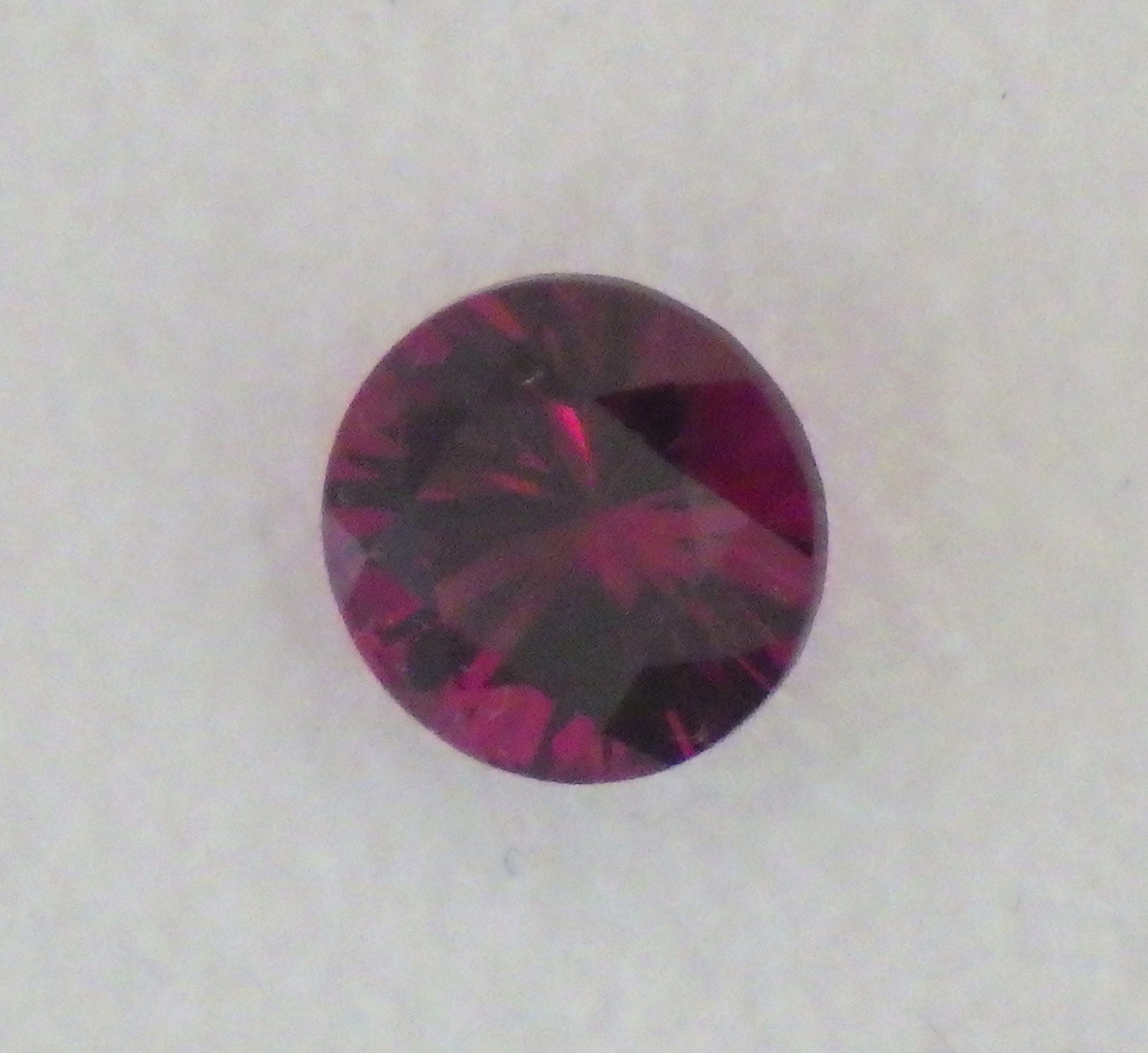 アリゾナ（アメリカ）産パイロープガーネットルース 0.27ct ラウンドシェイプ 4.15mm