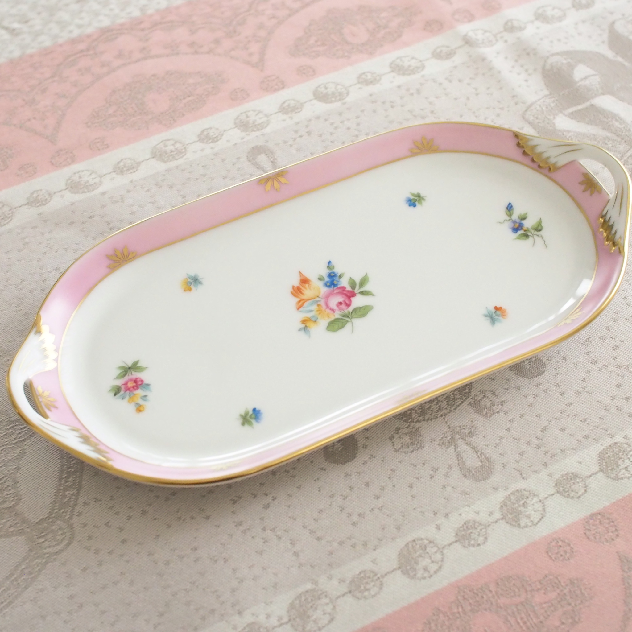 ☆再入荷☆ Herend ヘレンド  ローズチューリップ　ピンク　サービストレイ (*トレイのみ。他のアイテムは別売りです。)