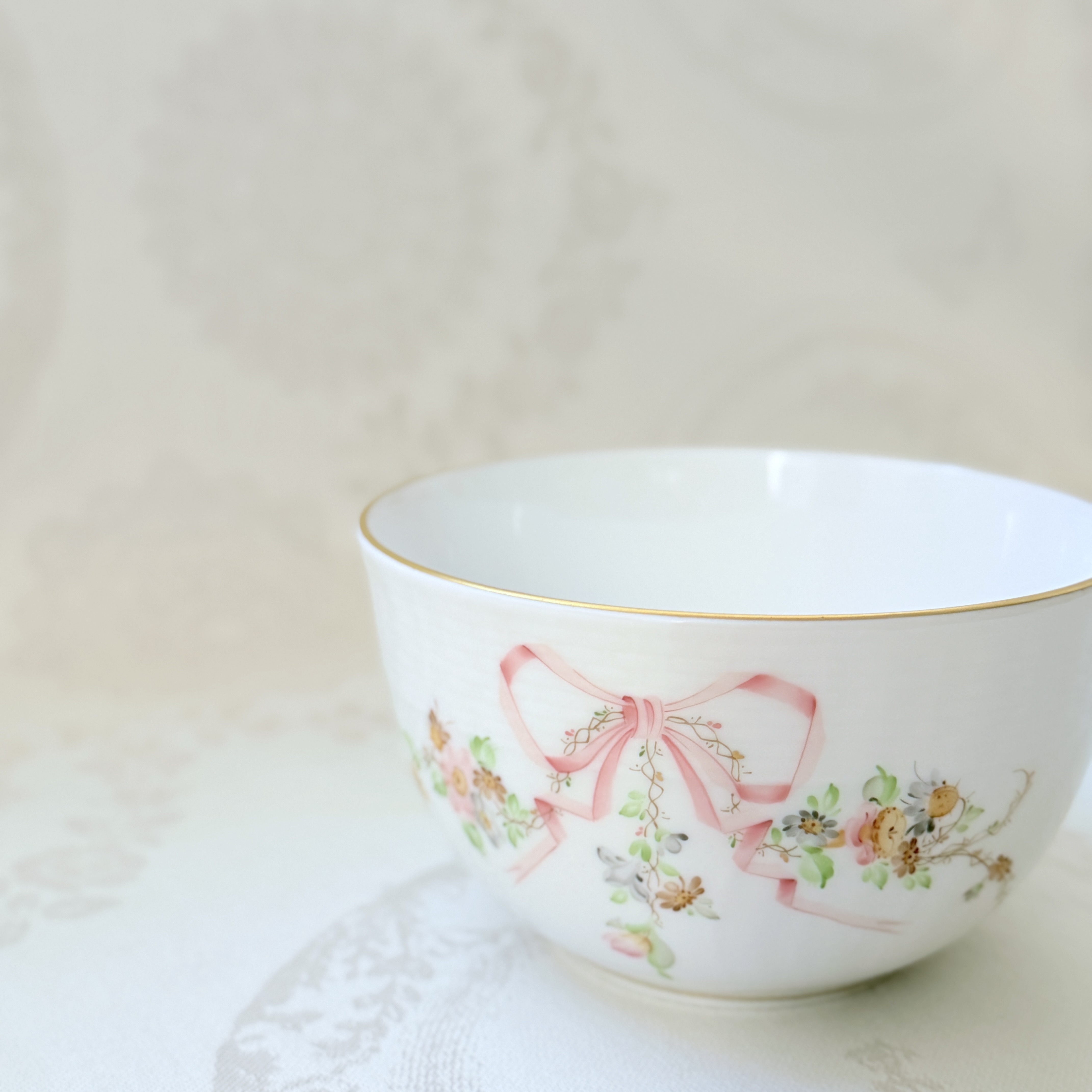 ☆ラスト1点☆ Herend ヘレンド　EDENサクラピンク フルデザイン　ボウル椀 (*ボウルのみのご案内です。スプーンは別売りです。）