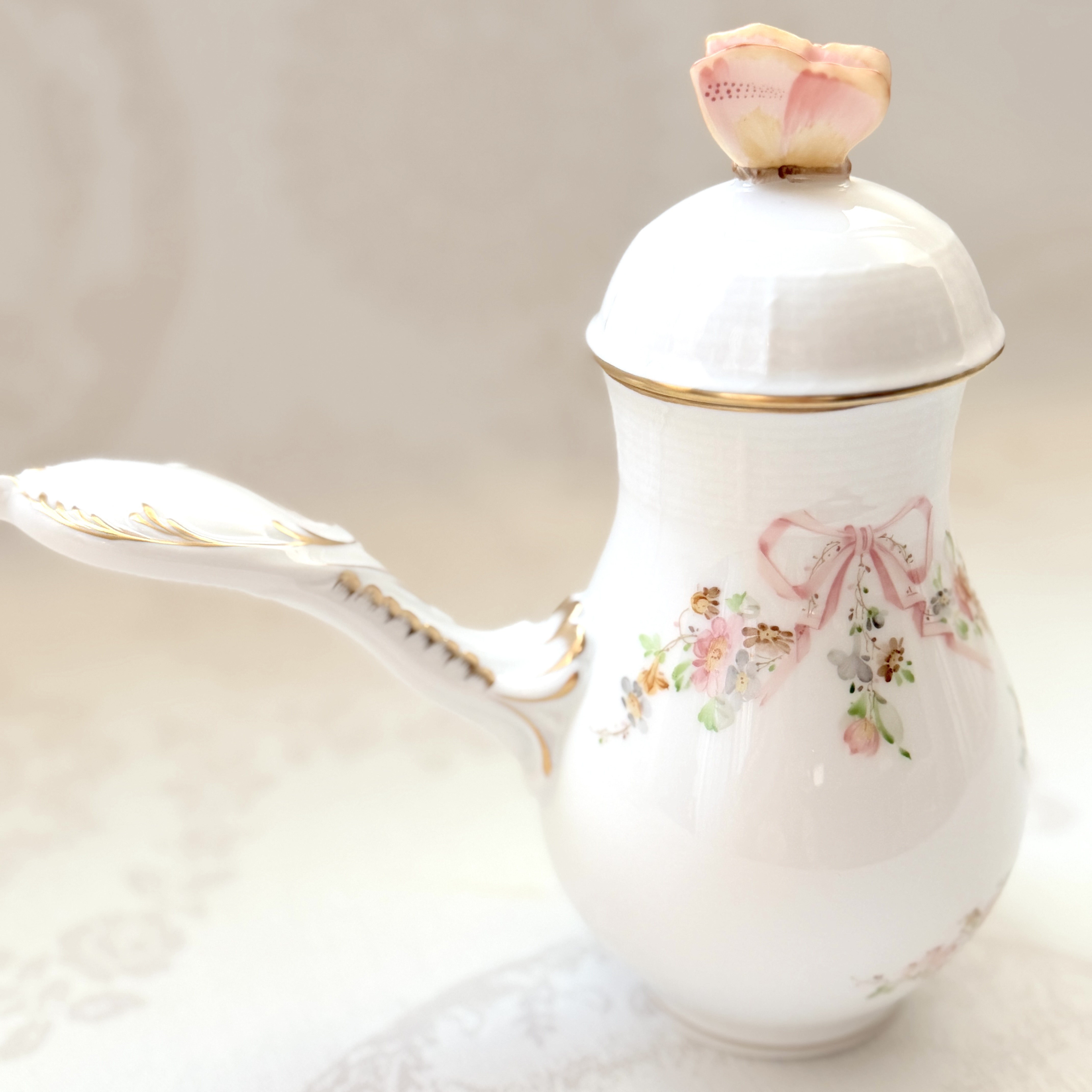 Herend ヘレンド　エデン桜ピンク　片手ハンドルのモカポット（約300ml)