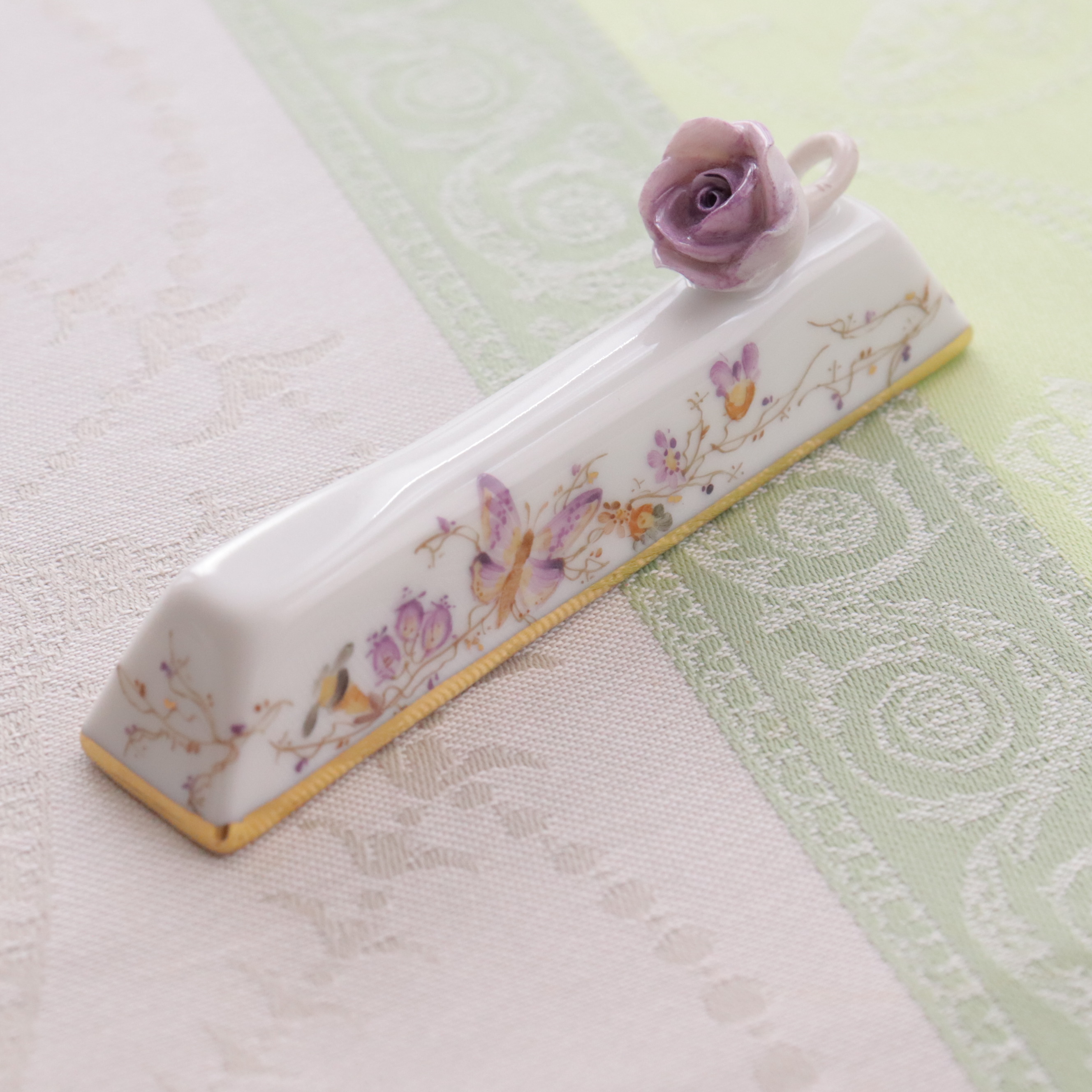 ☆再入荷☆ヘレンド EDENS 02276-0-09 シンプルエデン ナイフレスト ローズ　 (ローズのみ。蝶は別売りです。）