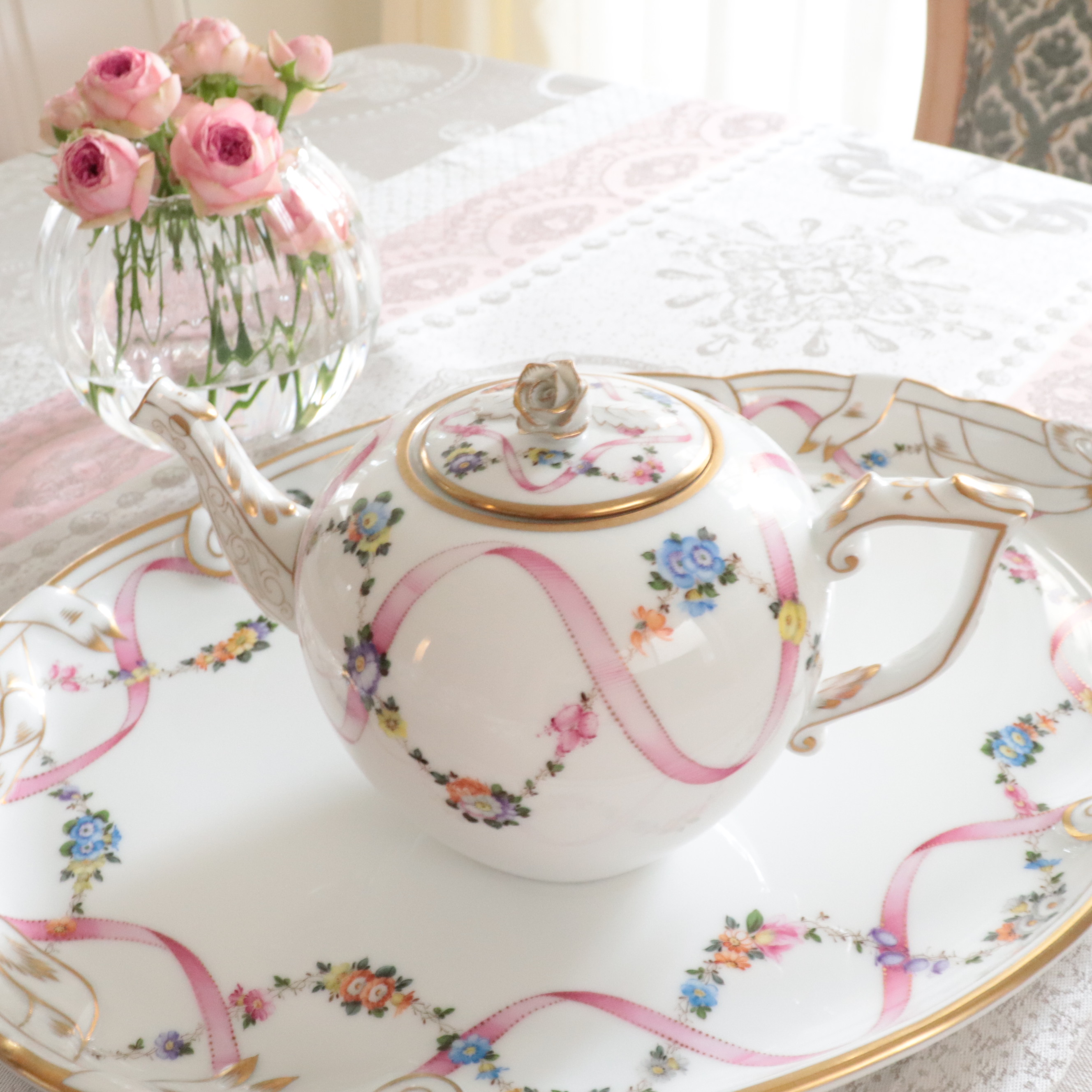 ☆New Price☆ ヘレンド  フラワーリボンピンク　FLR-X2 20606-0-09  TeaPot 800ml　薔薇タイプ　（＊ポットのみのご案内。他の商品は別売です。）