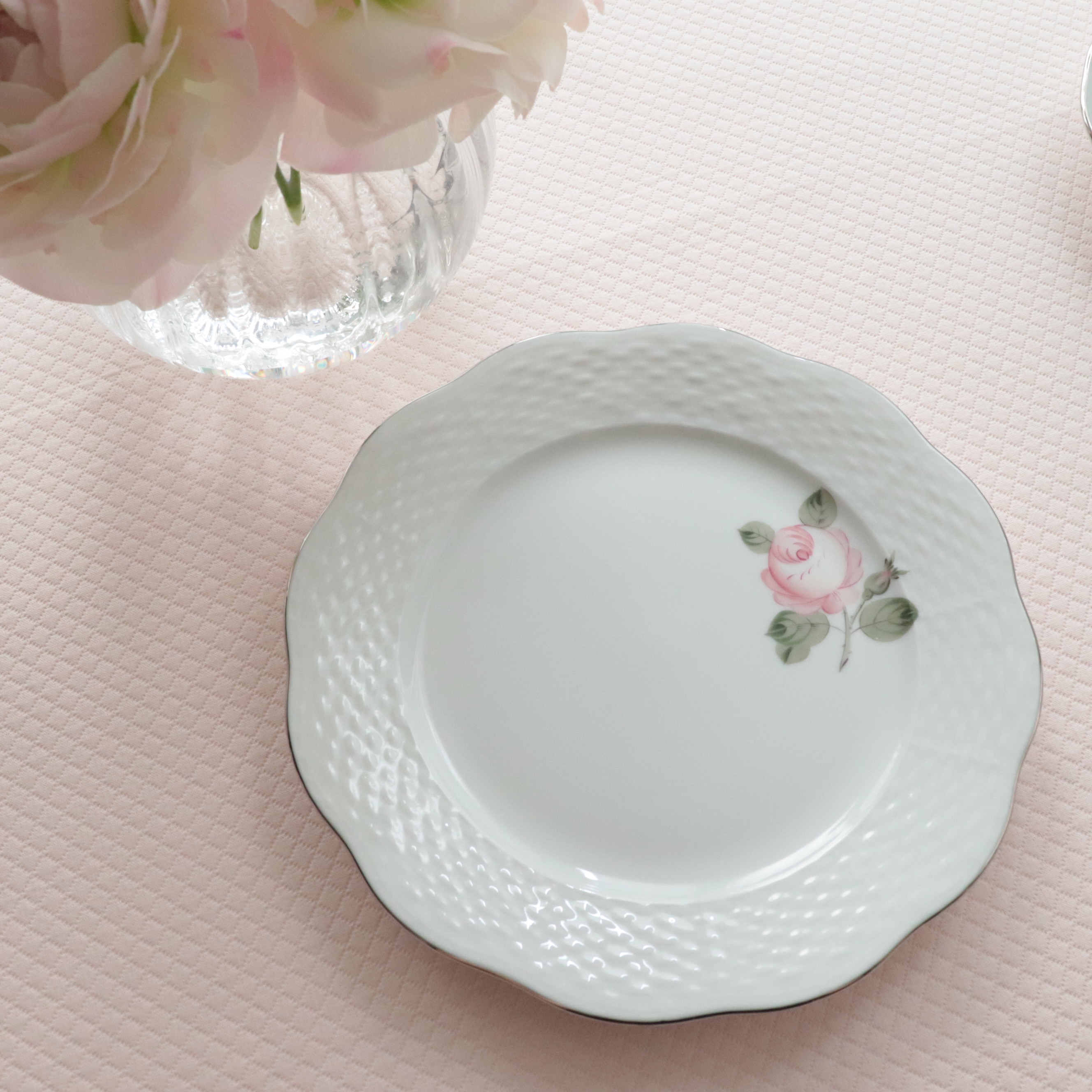 ☆ラスト１点☆ Herend VGRS-PT ヘレンド　ウィーンの薔薇プラチナ　デザートプレート　１９cm