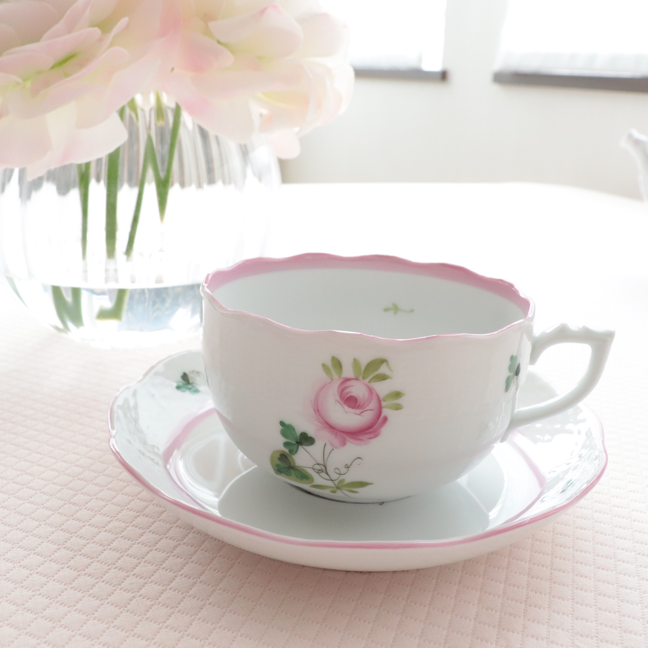 ヘレンド VRH-X4 00724-0-00 ウィーンの薔薇ピンク　カップ＆ソーサー