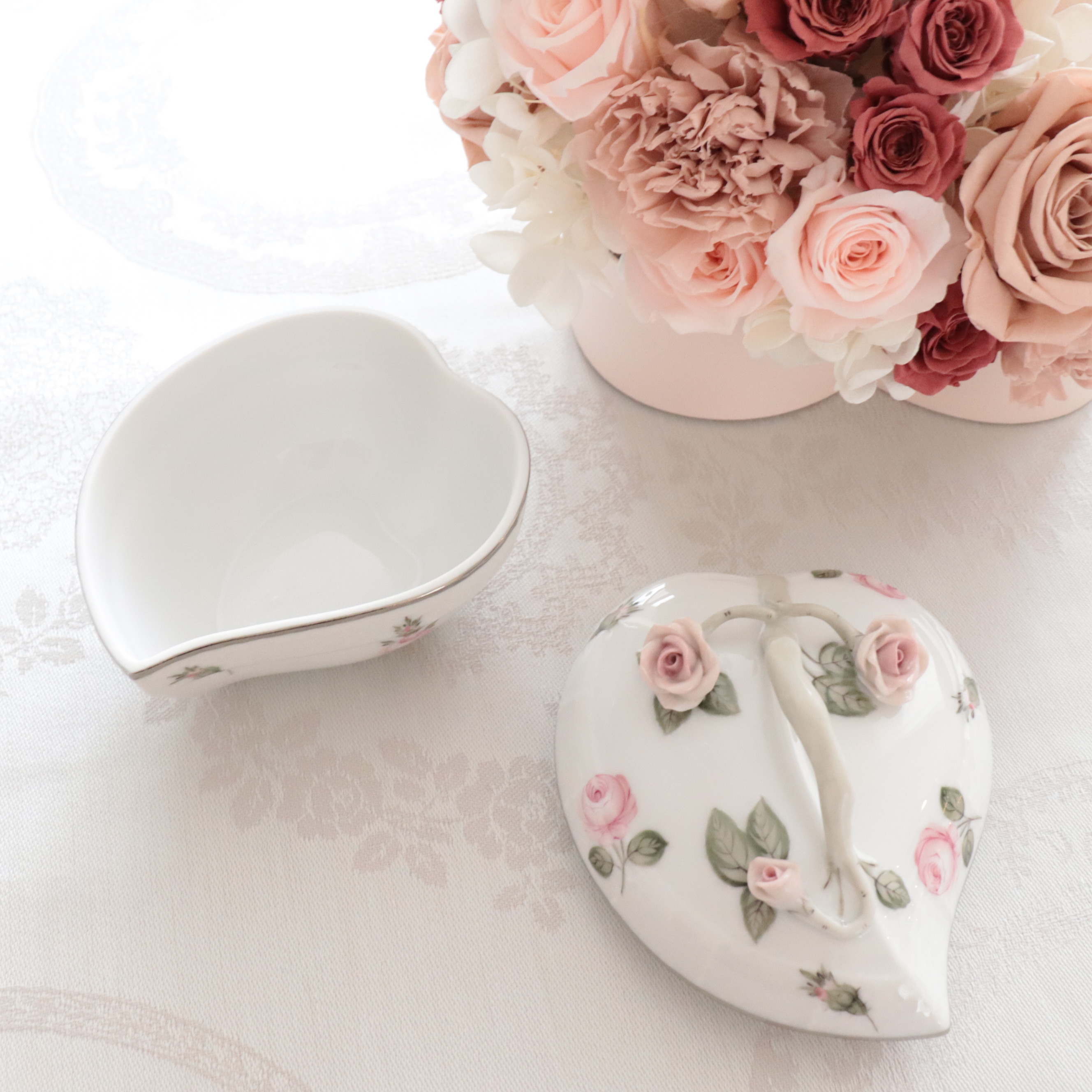 Herend ヘレンド　ウィーンの薔薇プラチナ　ハート型ボンボン