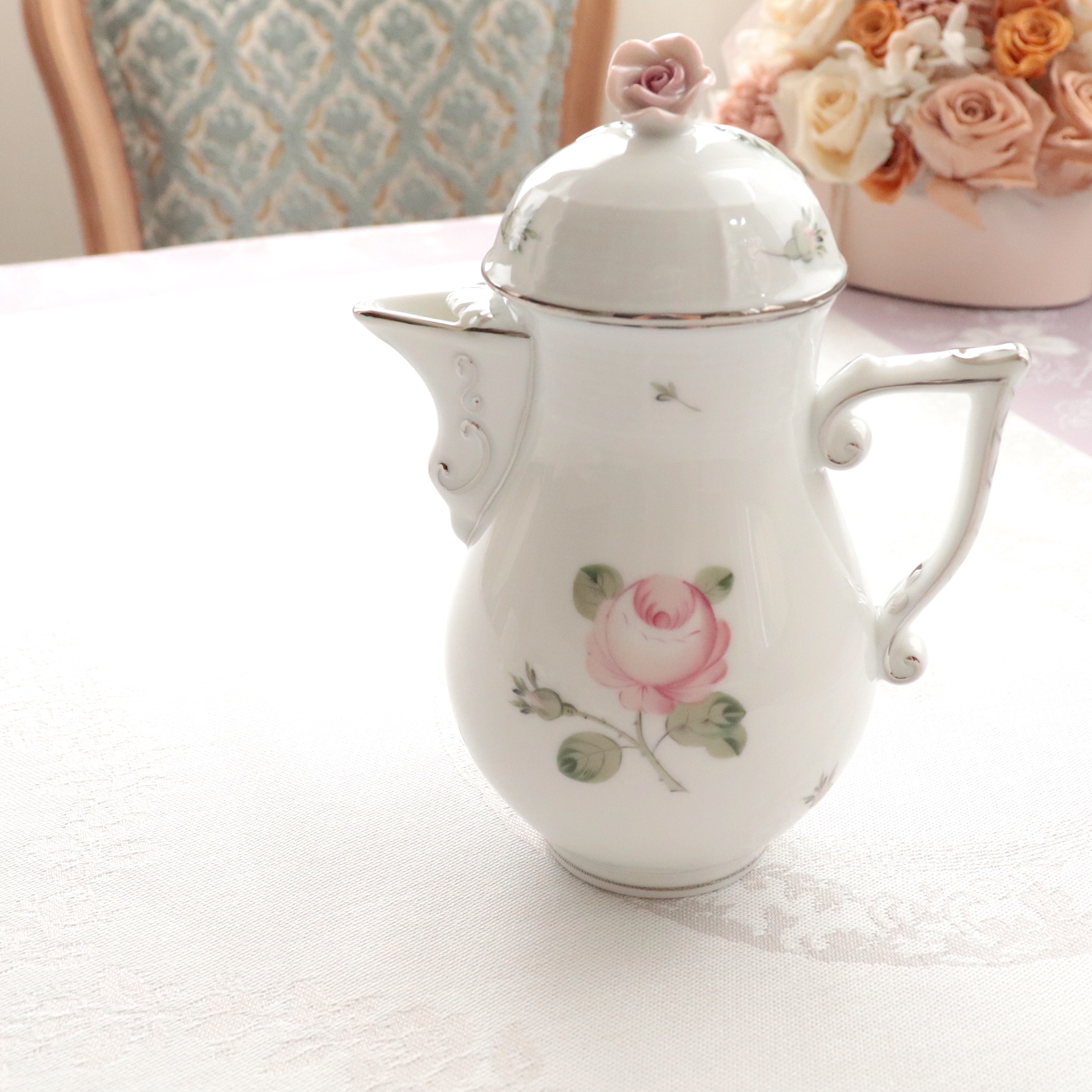 *ラスト１点* ヘレンド ウィーンの薔薇プラチナ 大輪タイプ ミニコーヒーポット　くちばしタイプ　オープンローズ 200ml