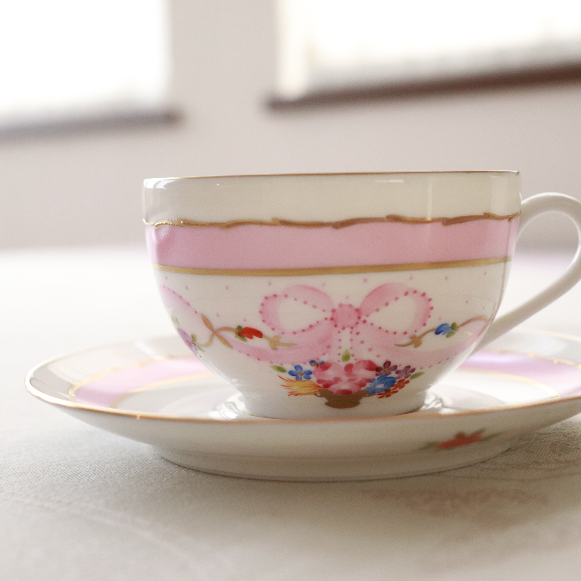 ☆ラスト１点☆ロールセリニャック マリーアントワネット　ティーカップ＆ソーサー（ラウンドカット）