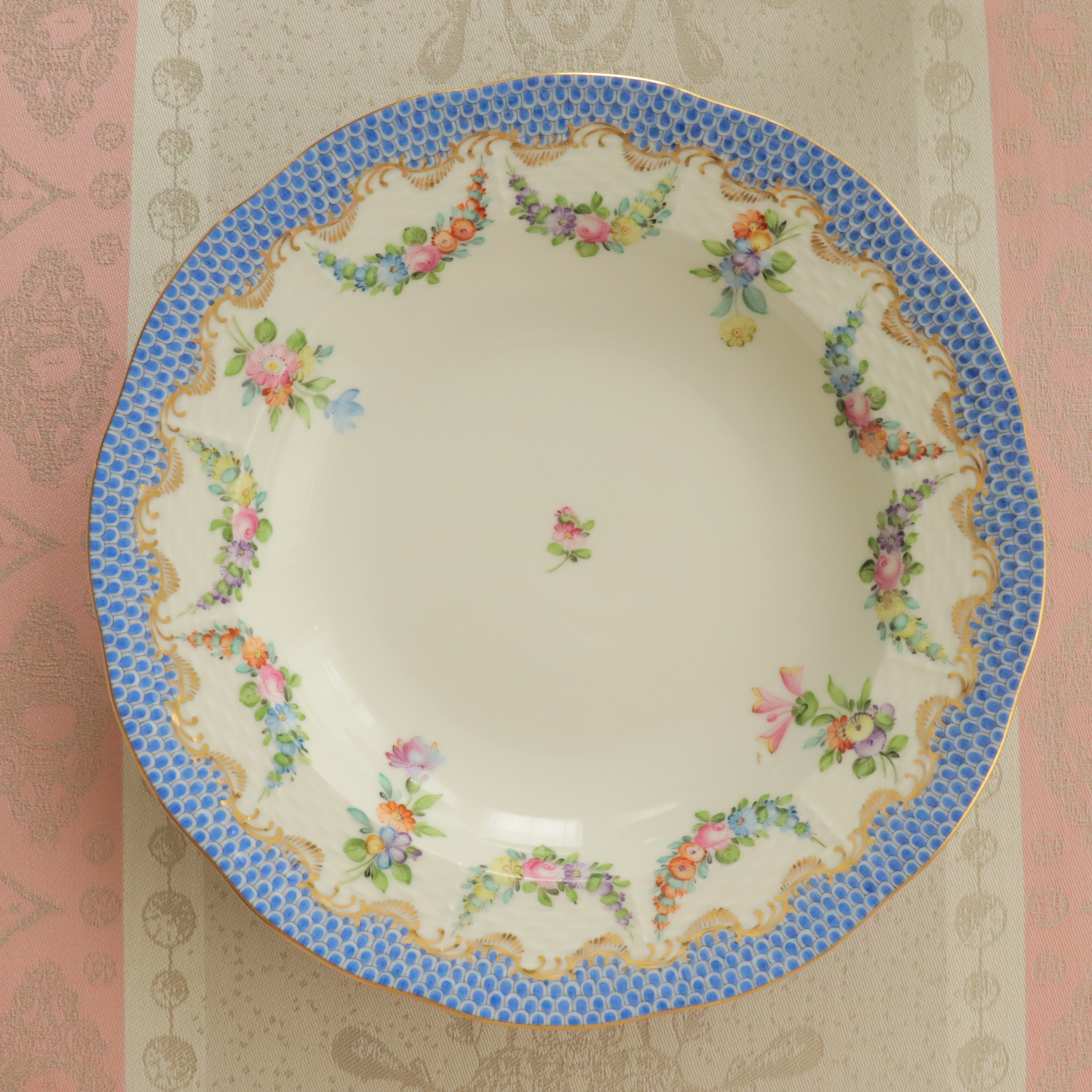 ヘレンド　　LTBS-EBH 00504-0-00 リヒテンシュタインブーケ　エカイユブルー　スーププレート　約23.5cm