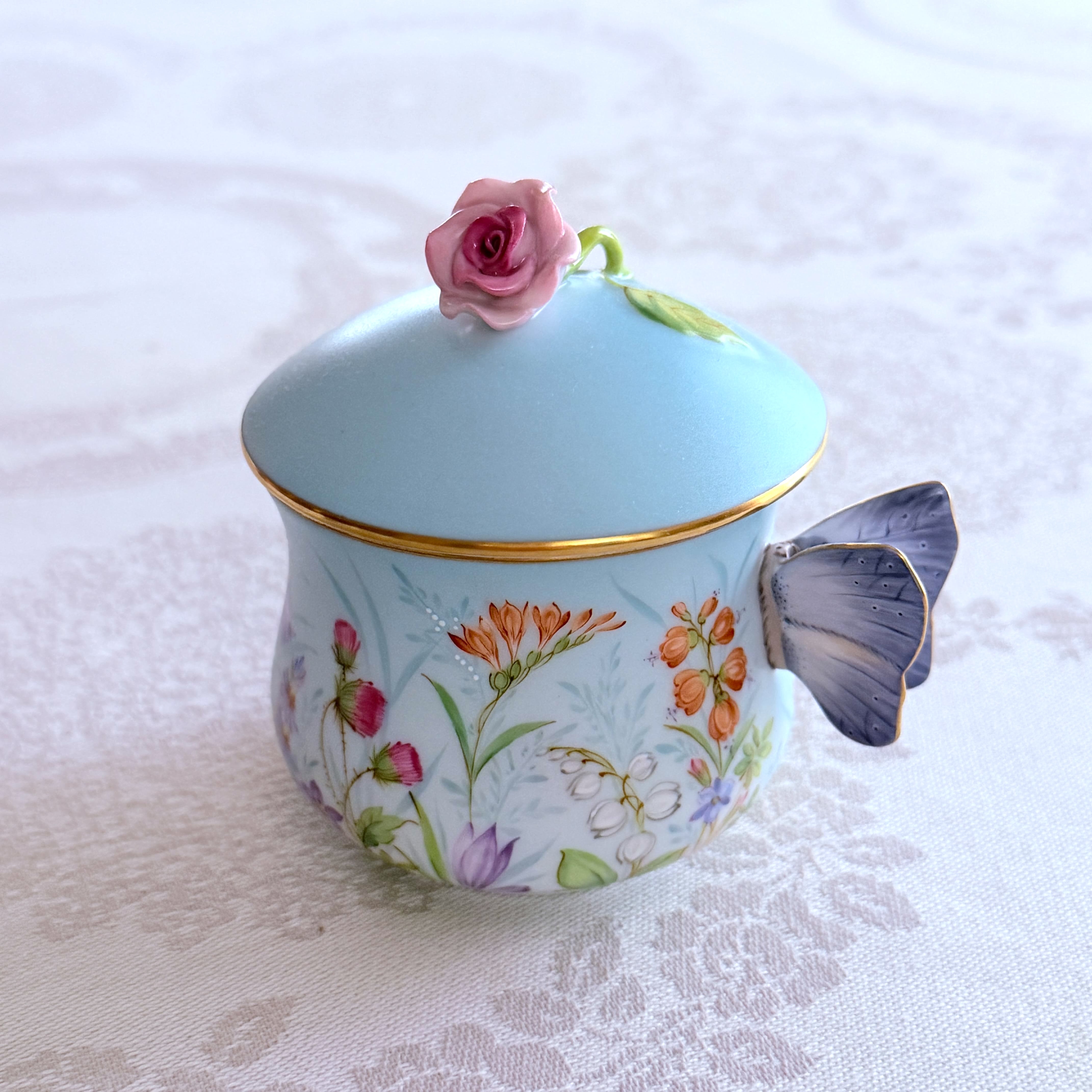 Herend フォーシーズン　クリームカップ　バタフライハンドル (*クリームカップのみのご案内です。プレートは別売りです。）