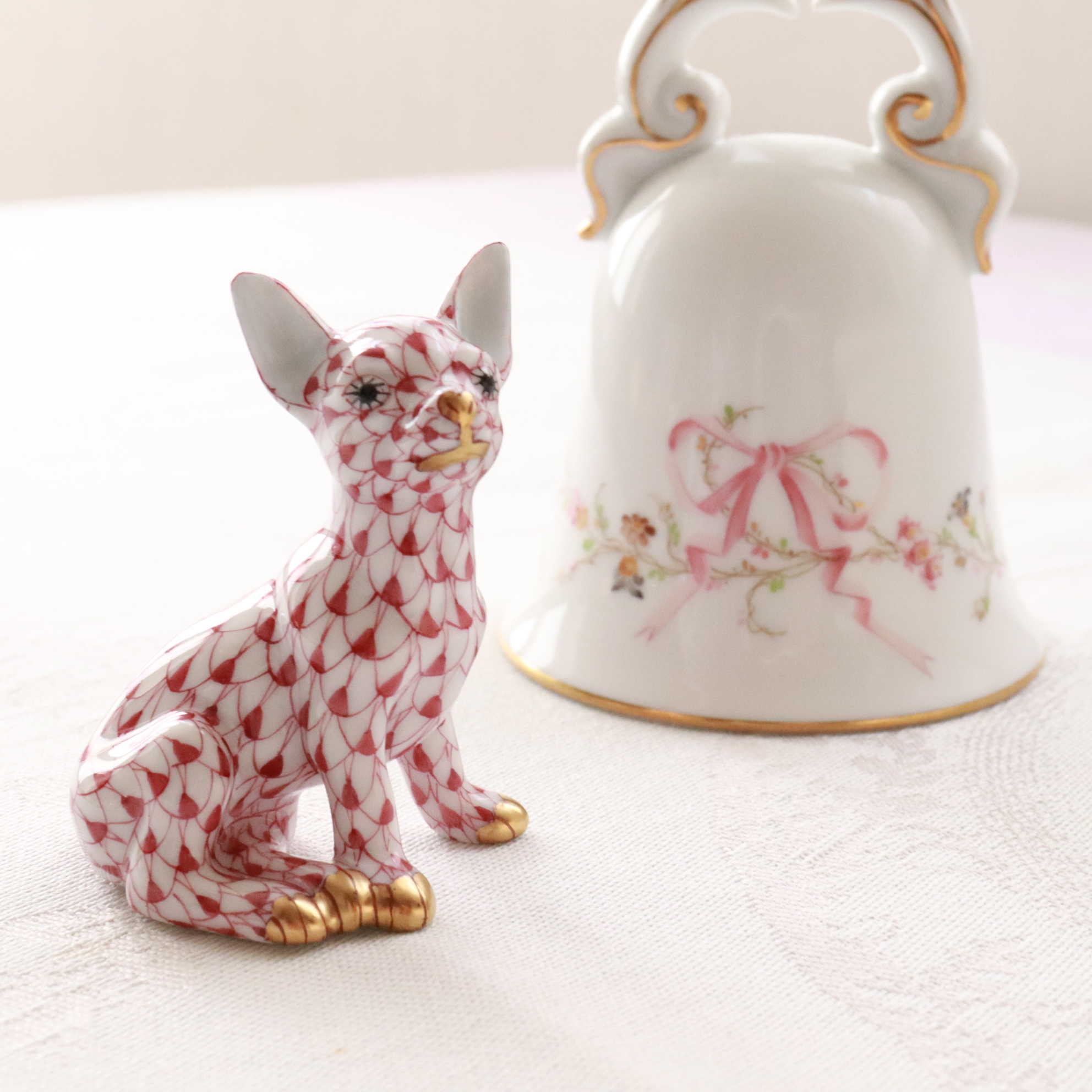 ☆有料ギフト包装対応品☆ Herend ヘレンド　フィッシュネット　チワワ　フィギュリン  (*チワワのみのご案内です。テーブルベルは別売です。）