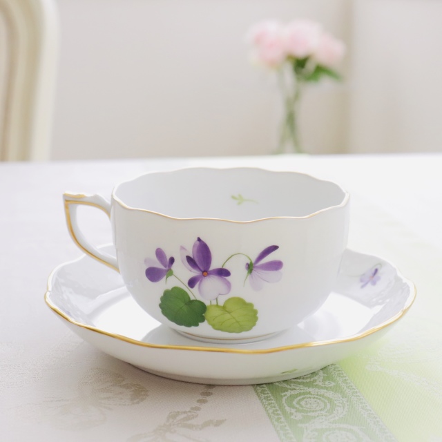 希少♡美品♡専用箱あり♡ヘレンドHerendビクトリアブーケ　ピーチディッシュ 専用 HEREND ヘレンド 希少♡美品♡専用箱あり♡ヘレンドHerend