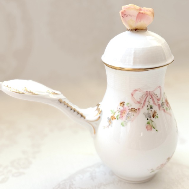 Herend ヘレンド　エデン桜ピンク　片手ハンドルのモカポット（約300ml)