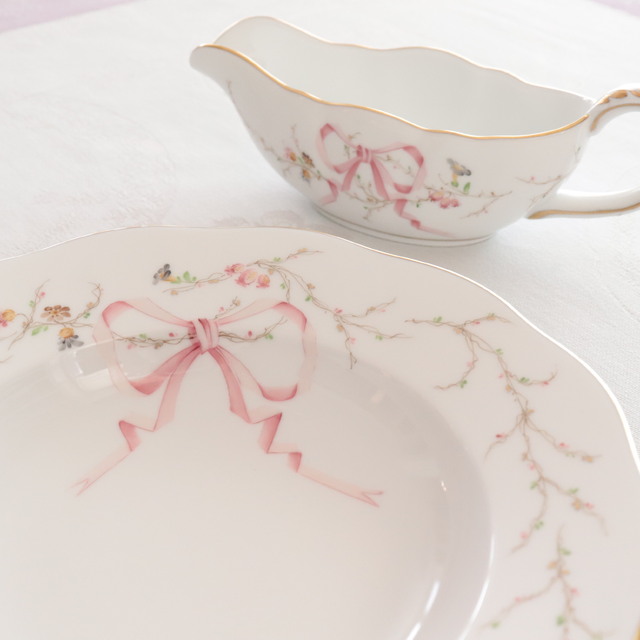 ☆ラスト1点☆ Herend EDEN桜ピンクシンプルバージョン　ソースボート (*ソースボートのみ。プレートは別売りです。）