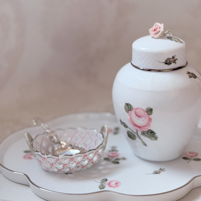 ヘレンド     コーンフラワー　矢車菊　テテアテテセット  パーティトレイ ヘレンド コーンフラワー 矢車菊 テテアテテ トレイ付きセット