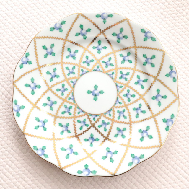 ヘレンド　セーブル風小薔薇金彩　デザートプレート　Herend ☆再入荷☆ Herend ヘレンド SPROG セーブル風小薔薇金彩