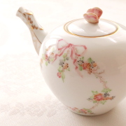 ☆入荷待ち☆レア☆ Herend ヘレンド EDEN エデン桜ピンク 　ティーポット　400ml バタフライトップ