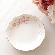 最終価格［新品］Herendシルクリボン♡ピンク♡ ペア　デザートプレート希少品 最終価格［新品］Herendシルクリボン♡ピンク♡ ペア デザートプレート