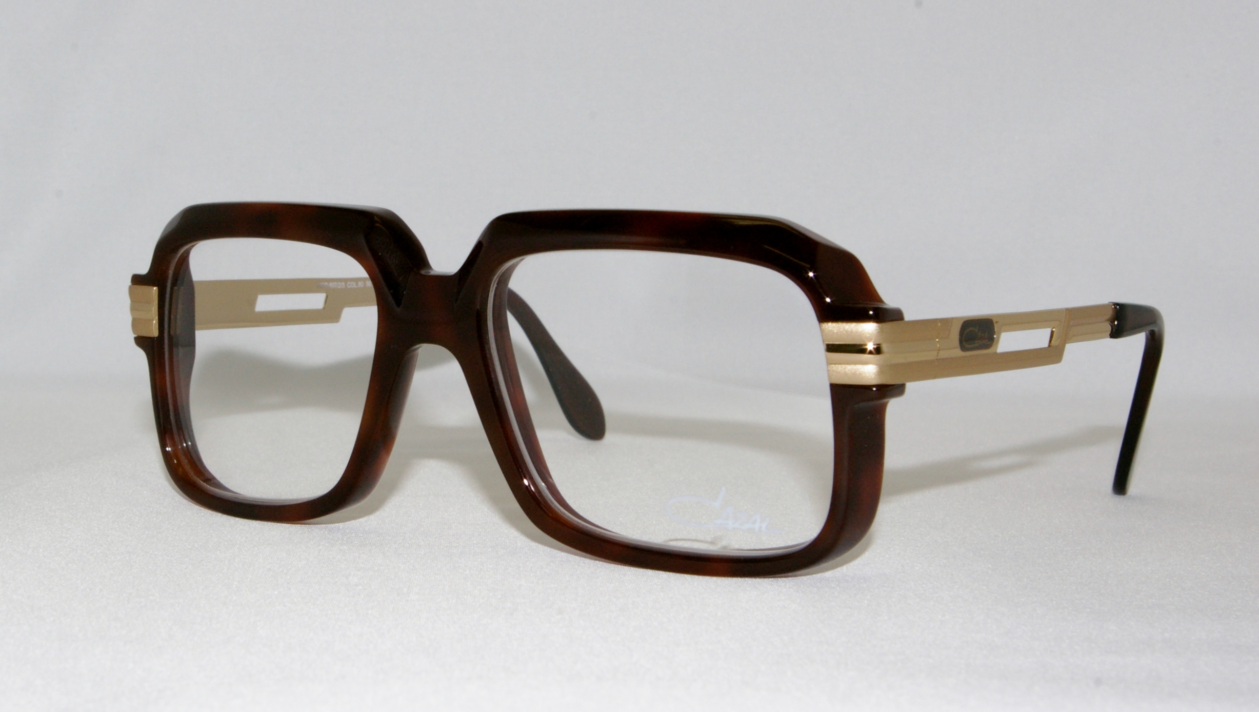 CAZAL(カザール) 607/2/3 col.080 レジェンズモデルサングラス