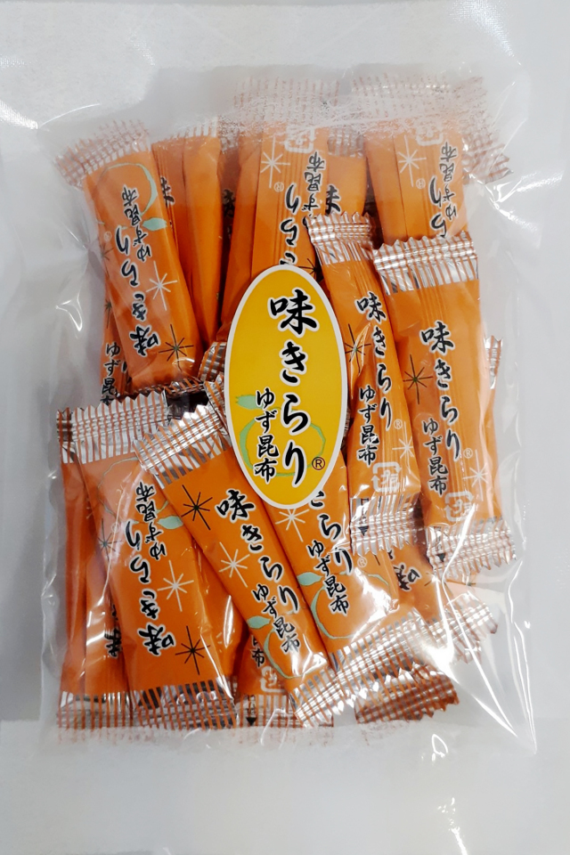 【送料込】おまとめ、とろろ巻き昆布(１ｋｇ)＋磯の木昆布(１ｋｇ)人気の珍味昆布 d93bf9cc95b9d0e2e4e0c79bf00172