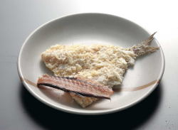 干物屋の作ったあじフライ（骨せんべい付）【１枚単位】