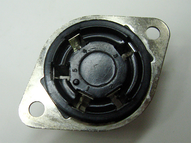 (SUY003) Amphenol UY5Pソケット