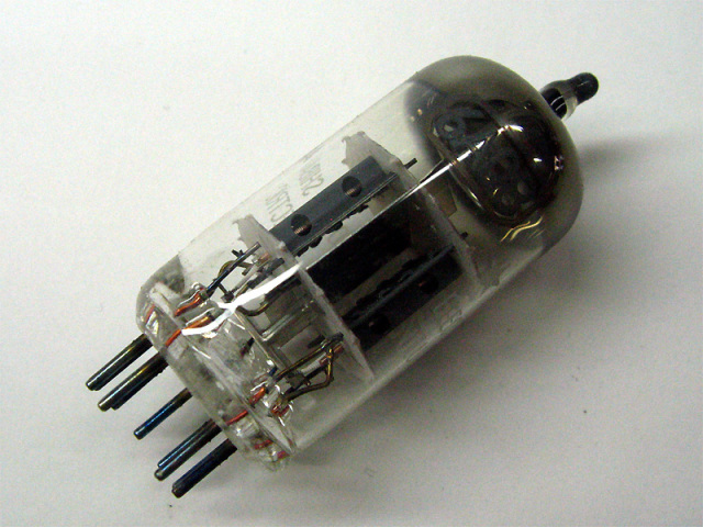 東芝 6AQ8 TubeWorks
