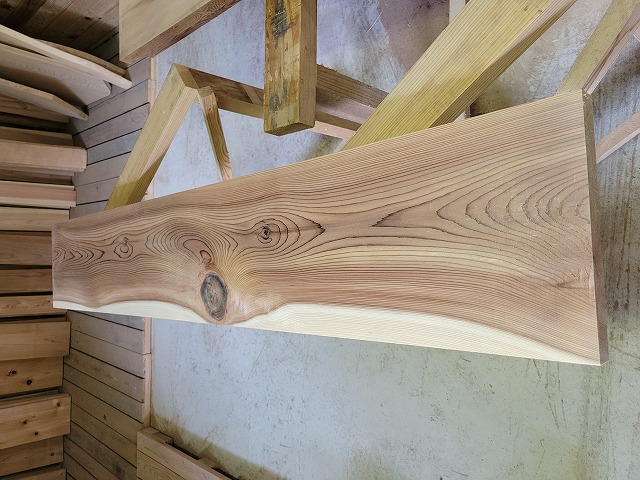 SG314 約1500×30×265mm　樹齢約120年杉一枚板　天然熟成乾燥材　節あり　耳なし　プレナー仕上げ