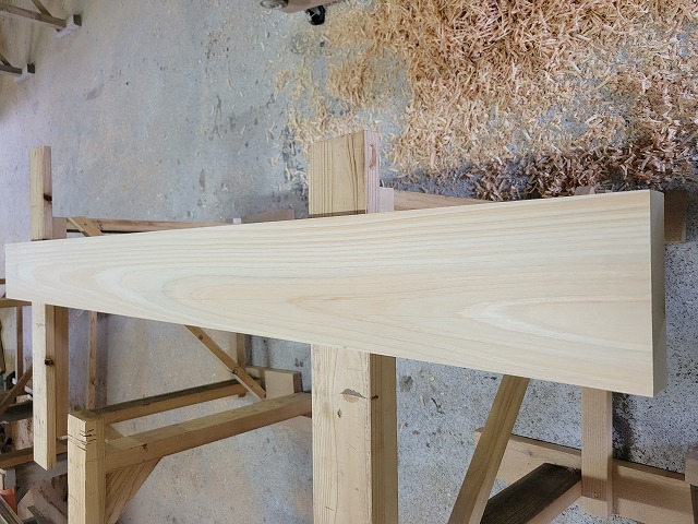 hinoki515 ヒノキ　無節　約1600×40×150ｍｍ