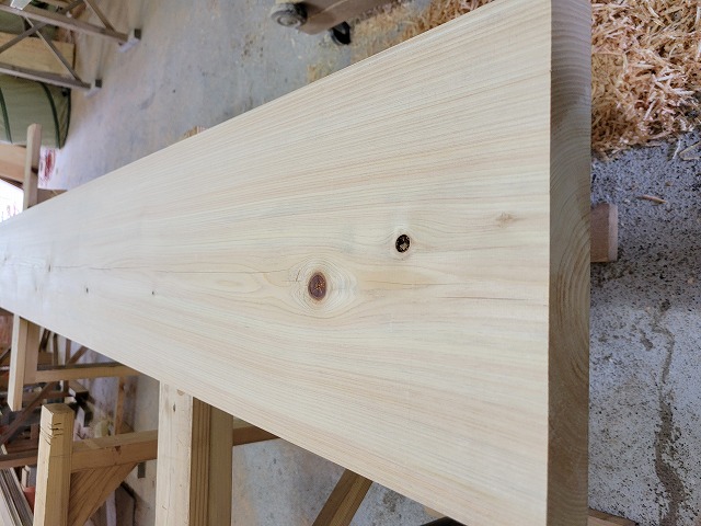 hinoki506 ヒノキ　節有　約2000×40×270ｍｍ