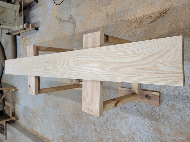 kw034 杉化粧枠材　無節　アヤスギ　約2000×30×180ｍｍ