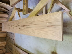 SG312 杉一枚板　約1800×39×255ｍｍ　天然熟成乾燥材　節あり　パテ仕上げ必要　耳なし　プレナー仕上げ