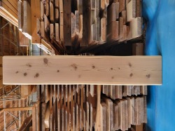 SG508 両耳つき杉一枚板　約1850×30×340～350mm 　天然熟成乾燥材　節あり　研磨仕上げ
