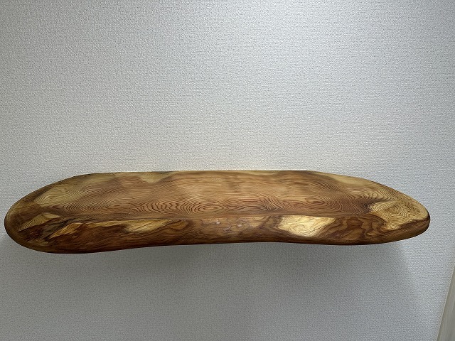 SGK451 樹齢約450年・杉大枝一枚板 約1290×360～400～630×39mm