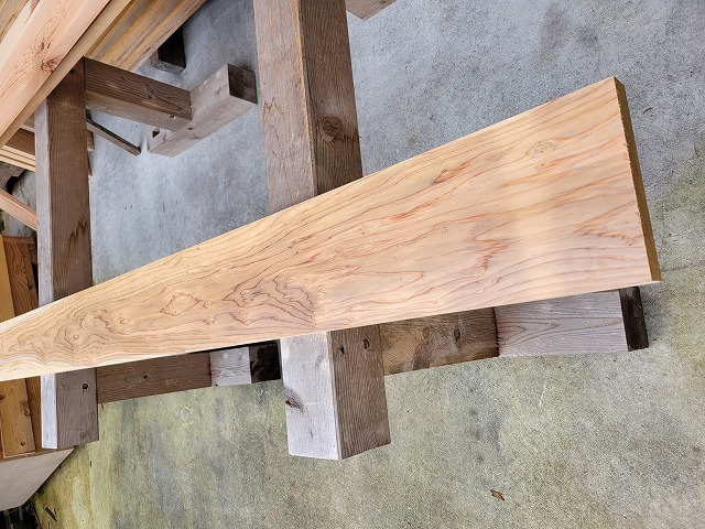 kw012 杉化粧枠材 無節 約2000×30×180mm