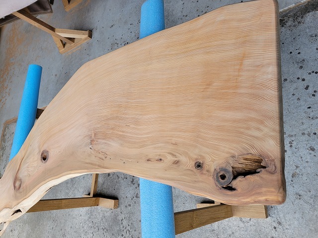 杉　一枚板 SGK463 樹齢約450年・杉大枝一枚板 約1790×430～250～480～540×38mm