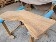 SGK460 樹齢約450年・杉大枝一枚板　約1100×350～540～500×38mm