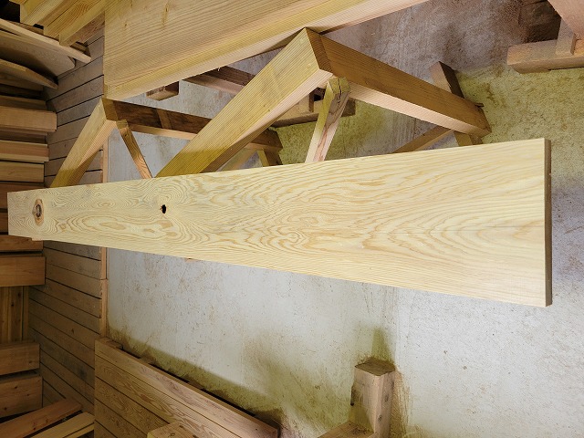 SG305 杉一枚板　約2050×27×185ｍｍ　天然熟成乾燥材　節あり　耳なし　プレナー仕上げ