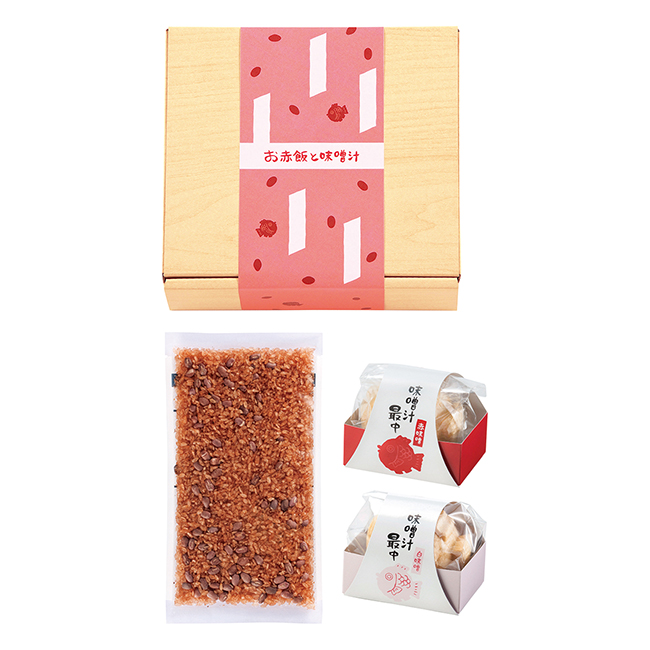 お赤飯と味噌汁