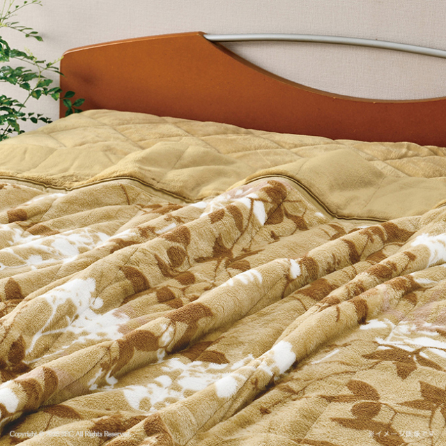 ウール30％入り　洗えるふわふわあったかわた入り毛布　No.80