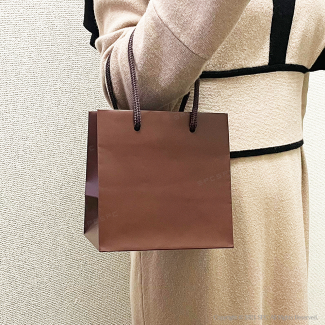 ギフトバッグ (マットPP貼り)（中）　【16ｘ11ｘH16cm】