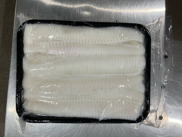 冷凍   カラスカレイ  エンガワ   1ｋｇ入り カナダ産　お刺身用　１ｋｇ×10枚　からす縁側　飲食店業者用