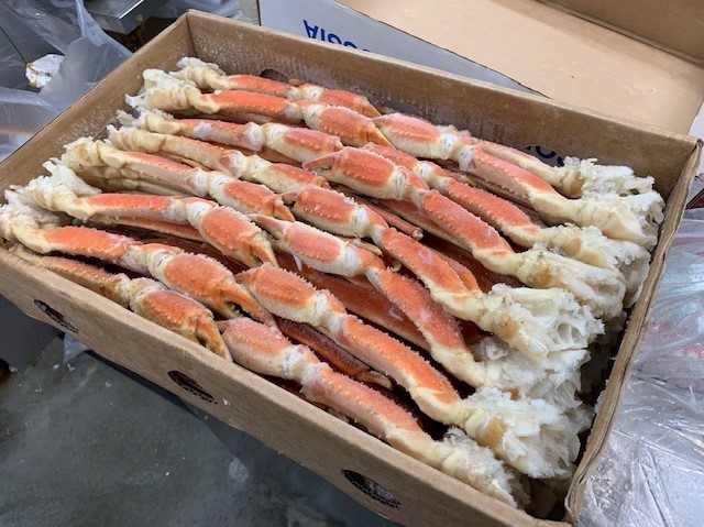 年内発送分‼️在庫分のみ【ボイルズワイ蟹(５肩)】冷凍2kg前後 送料無料 冷凍 ボイルズワイガニ 脚 セクション 5kg L 200-250g
